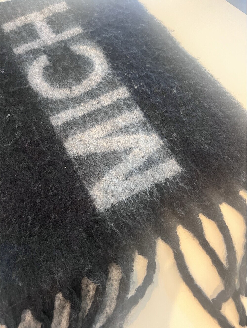 Michael Kors Women's Black /Grey Logo Big Wrap Scarf - Picture 7 of 11
